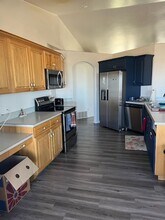 2186 W Skyview Dr in Cedar City, UT - Foto de edificio - Building Photo