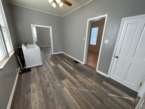 1429 Monroe St in Quincy, IL - Building Photo - Building Photo