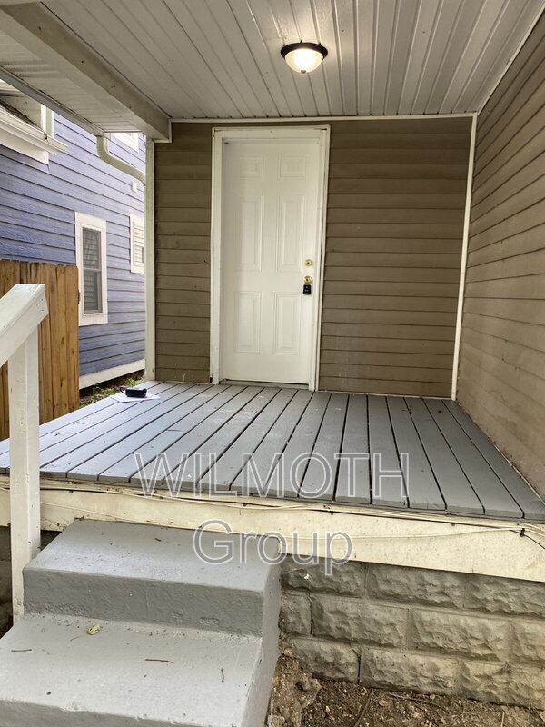 1129 N Rural St in Indianapolis, IN - Foto de edificio - Building Photo