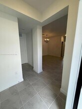 2942 SE 23rd Ave in Homestead, FL - Foto de edificio - Building Photo