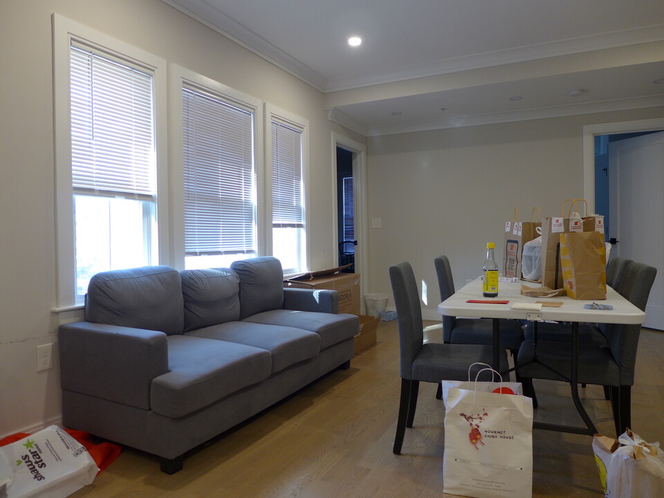 51 Gordon St, Unit 2 in Boston, MA - Building Photo