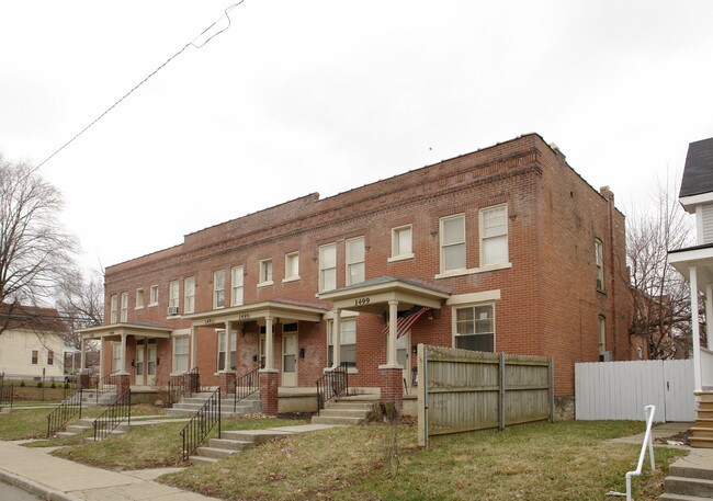 1487-1499 Hamlet St in Columbus, OH - Building Photo - Building Photo