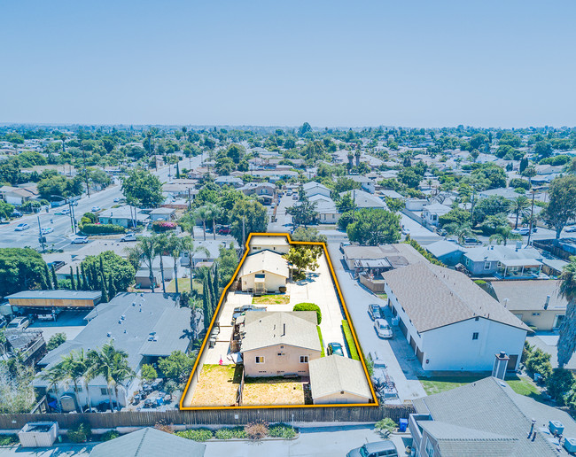 7168 Central Ave in Lemon Grove, CA - Building Photo - Building Photo