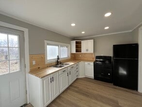 2319 G Ave in New Castle, IN - Foto de edificio - Building Photo