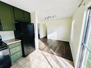 230 Elm St in Midwest City, OK - Building Photo - Building Photo