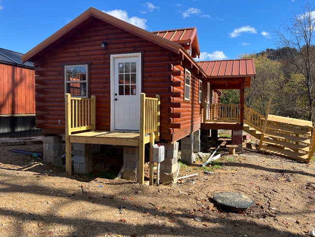 property at 29 Jasmine Ln