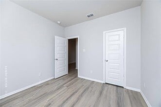 219 Crescent Ave in Melissa, TX - Building Photo - Building Photo