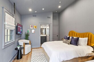 1738 N Rampart St in New Orleans, LA - Foto de edificio - Building Photo