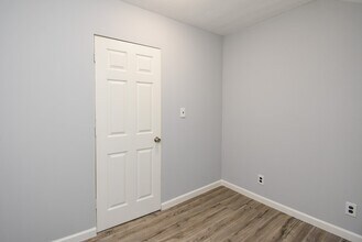1459 County Rd 376 in West Columbia, TX - Building Photo - Building Photo
