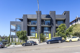 Leon At Laurel Townhomes in San Diego, CA - Building Photo - Building Photo