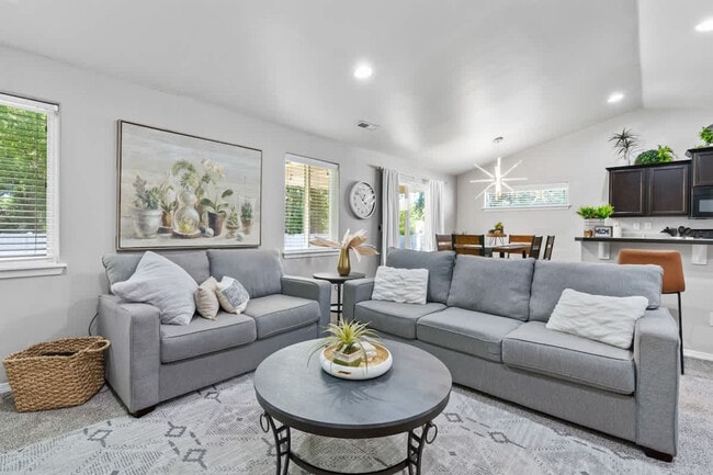 2023 E Elm Grove Dr, Unit ID1460911P in Nampa, ID - Building Photo - Building Photo