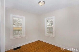 77 Baylis St SW in Grand Rapids, MI - Building Photo - Building Photo