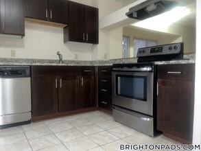 140 N Beacon St in Boston, MA - Building Photo - Building Photo
