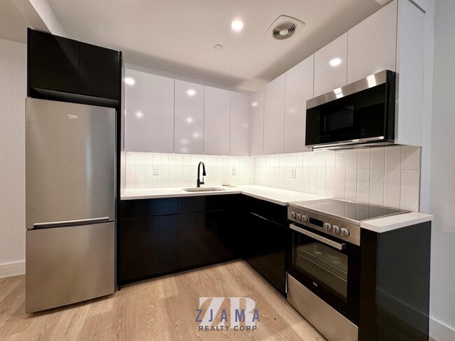 property at 1042 President St