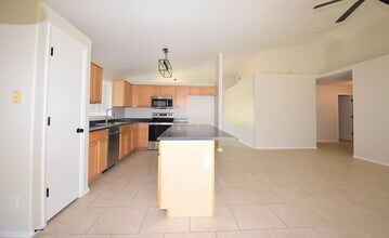 4307 E Meadow W Ln in Queen Creek, AZ - Building Photo - Building Photo