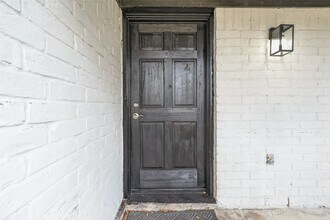 11107 Cedarview Ln in Houston, TX - Building Photo - Building Photo