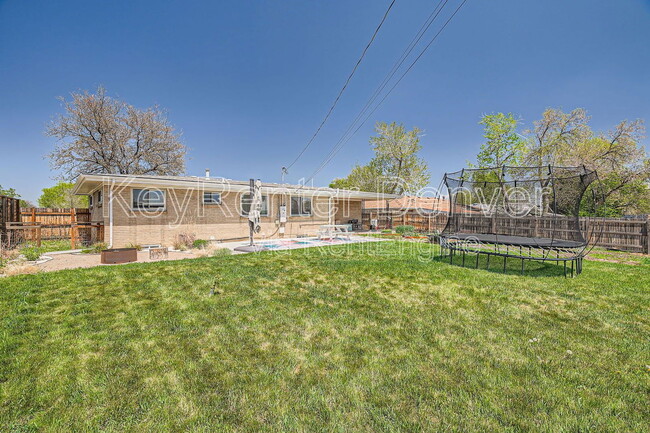 property at 760 W 1st Ave