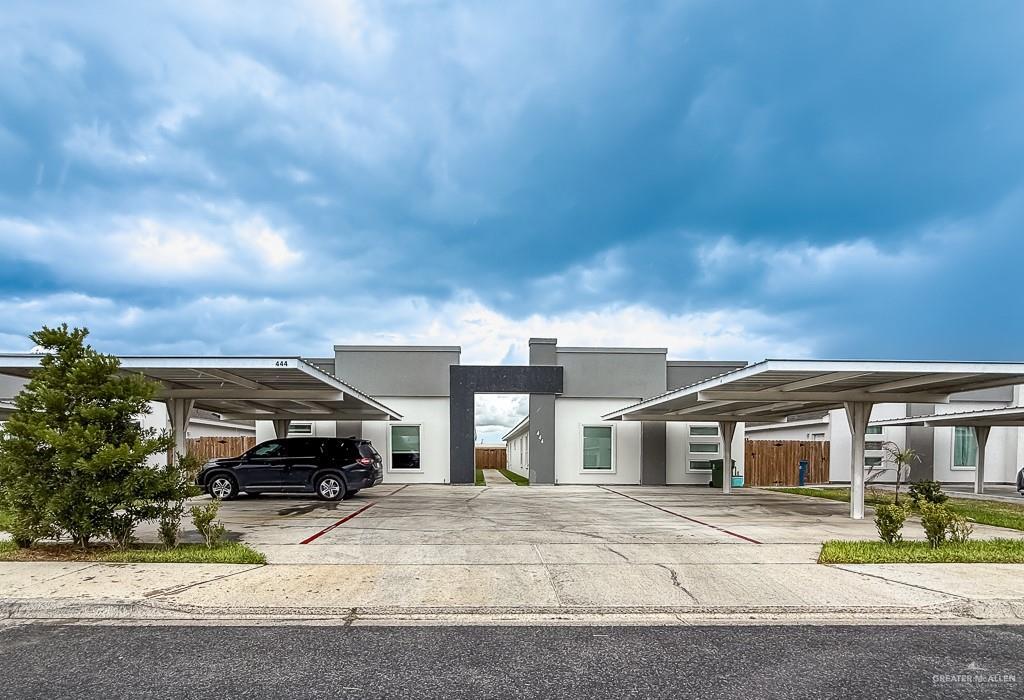 11 Acacia St in Alamo, TX - Building Photo