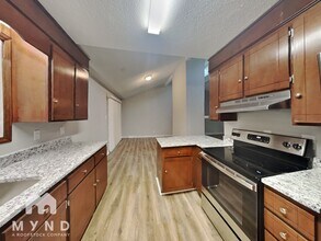 2009 Dove Dr in Charlotte, NC - Building Photo - Building Photo