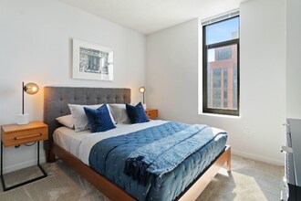 350 N Desplaines St in Chicago, IL - Building Photo - Building Photo
