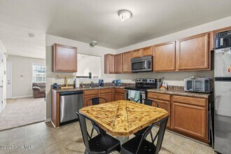 416 Caldwell Loop in Jacksonville, NC - Building Photo - Building Photo