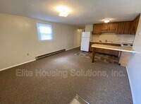 108 E Buck Ave photo'