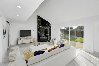 6035 Cartagena St in Houston, TX - Building Photo - Building Photo