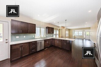 122 Jerome St in Medford, MA - Building Photo - Building Photo