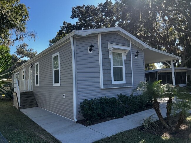 16 Glen Cove Ct in Daytona Beach, FL - Building Photo - Building Photo