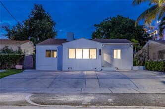 2729 SW 18th St in Miami, FL - Building Photo - Building Photo
