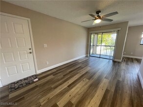5325 Summerlin Rd in Ft. Myers, FL - Building Photo - Building Photo