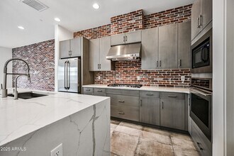 6842 E Orion Dr in Scottsdale, AZ - Building Photo - Building Photo