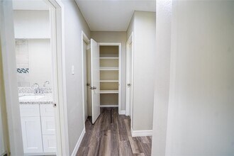 7130 Heath St in Houston, TX - Building Photo - Building Photo