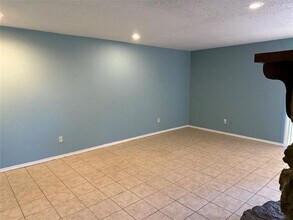 2414 March Ln in Grand Prairie, TX - Building Photo - Building Photo