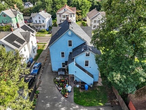 125 Columbia St in New Britain, CT - Building Photo - Building Photo