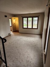 4708 Osage Pt in Eagan, MN - Building Photo - Building Photo