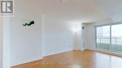 70 Town Centre Court in Toronto, ON - Building Photo - Building Photo