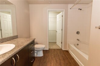 1401 E 4th St in Austin, TX - Foto de edificio - Building Photo