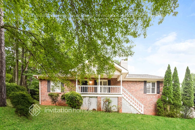 property at 4932 Falcon Wood Trace NE
