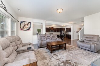 5514 Hardie Farm Dr in Greensboro, NC - Building Photo - Building Photo