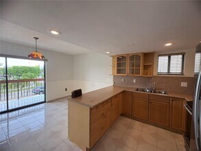 5625 W 26th Ct in Hialeah, FL - Building Photo - Building Photo