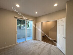 10521 Zenor Ln in San Diego, CA - Building Photo - Building Photo