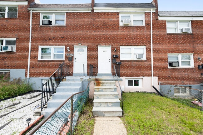 3816 W Bay Ave, Unit 1