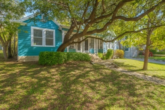 202 E 31st St, Unit C in Austin, TX - Building Photo - Building Photo