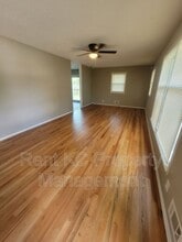 2709 NE 63rd St in Kansas City, MO - Building Photo - Building Photo