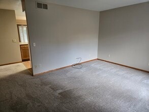 1600 Dennis Dr in Plover, WI - Building Photo - Building Photo