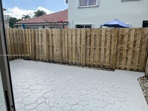 5078 NW 114th Path in Doral, FL - Building Photo - Building Photo