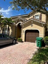 15331 SW 9th Way in Miami, FL - Building Photo - Building Photo