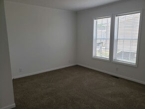 30020 Pineview Cir in Chesterfield, MI - Building Photo - Building Photo