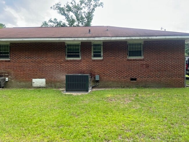 415 Andy St in Fayetteville, NC - Building Photo - Building Photo